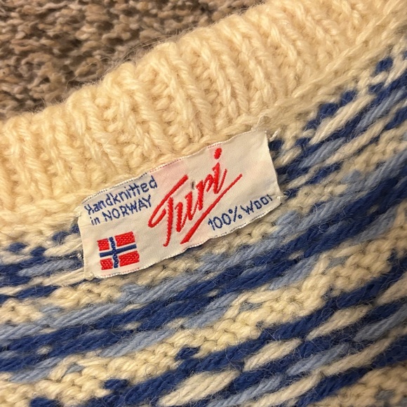 Women's Cream and Blue Cardigan Sweater - Picture 2 of 5